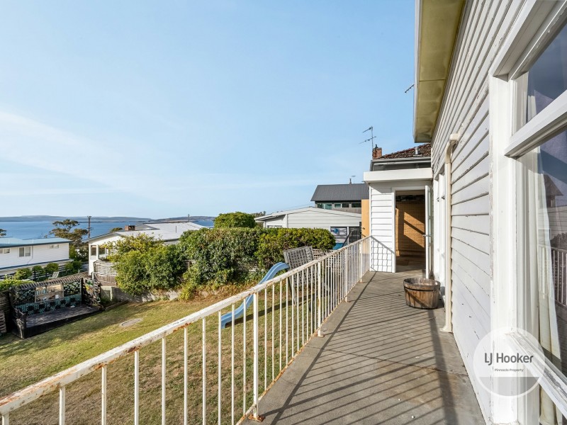3 Elandra Road, Taroona TAS 7053