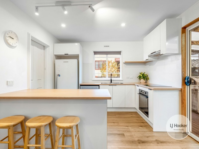 288 Cambridge Road, Warrane TAS 7018