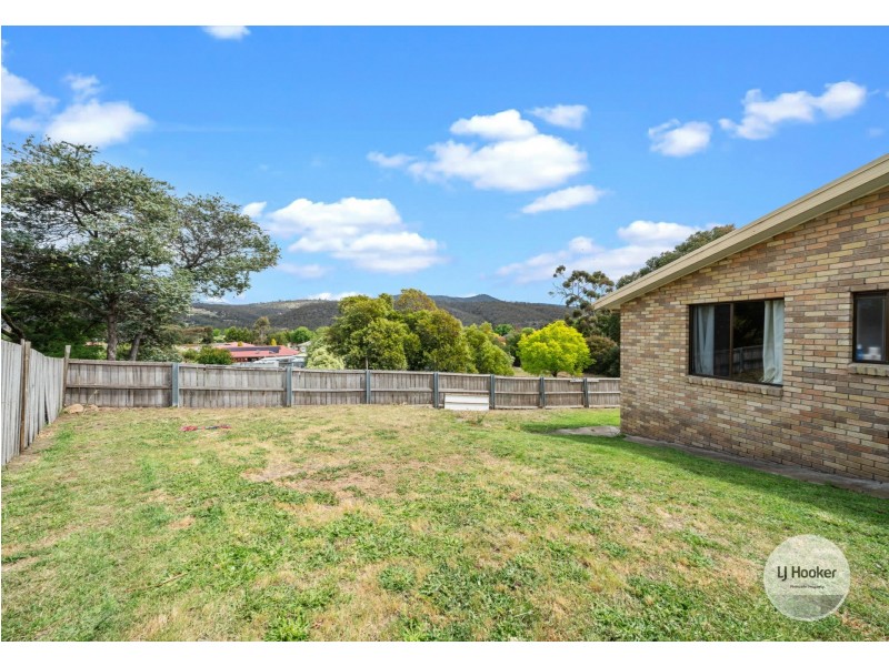 15 Graham Court, New Norfolk TAS 7140