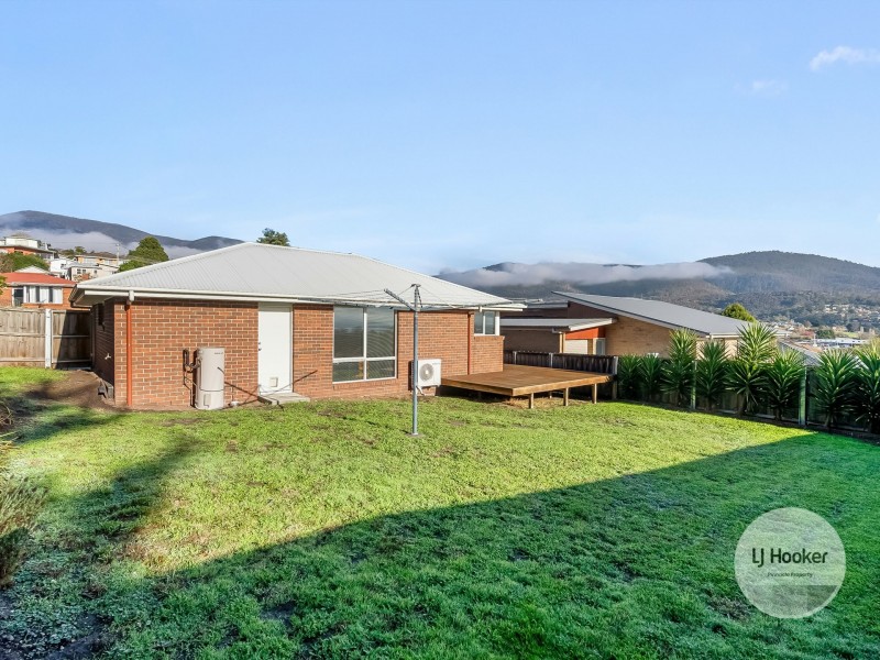 12 Tenth Avenue, West Moonah TAS 7009