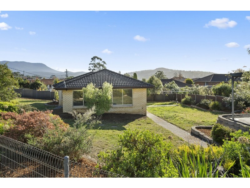 2 Kingston Heights, Kingston Beach TAS 7050