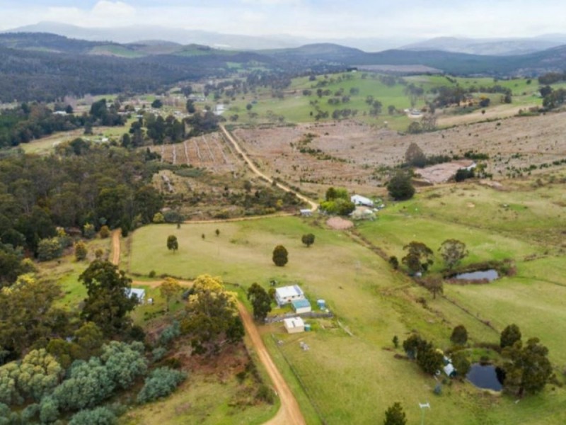 101 Hall Road, Fentonbury TAS 7140