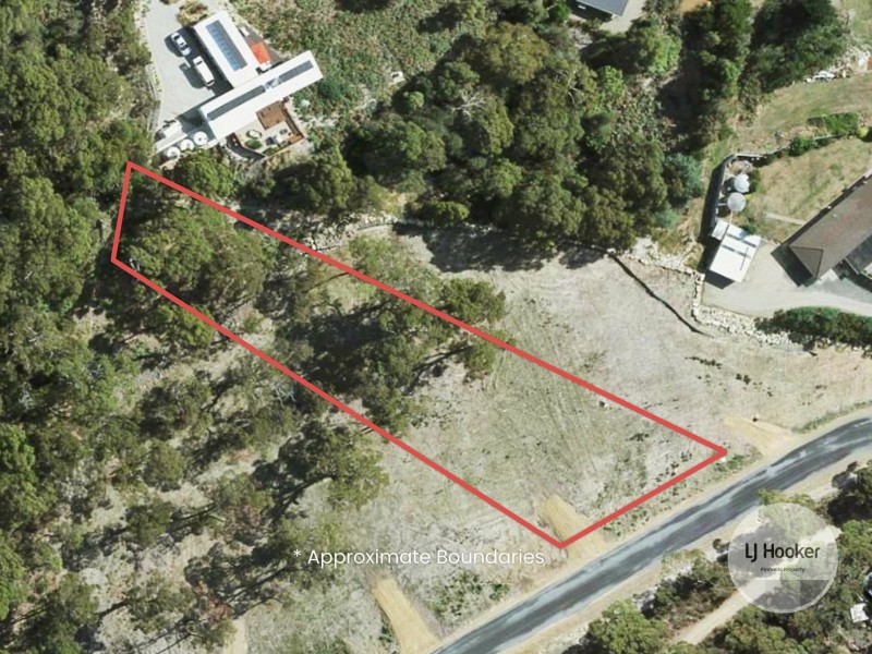 16 Albert Street, Eaglehawk Neck TAS 7179