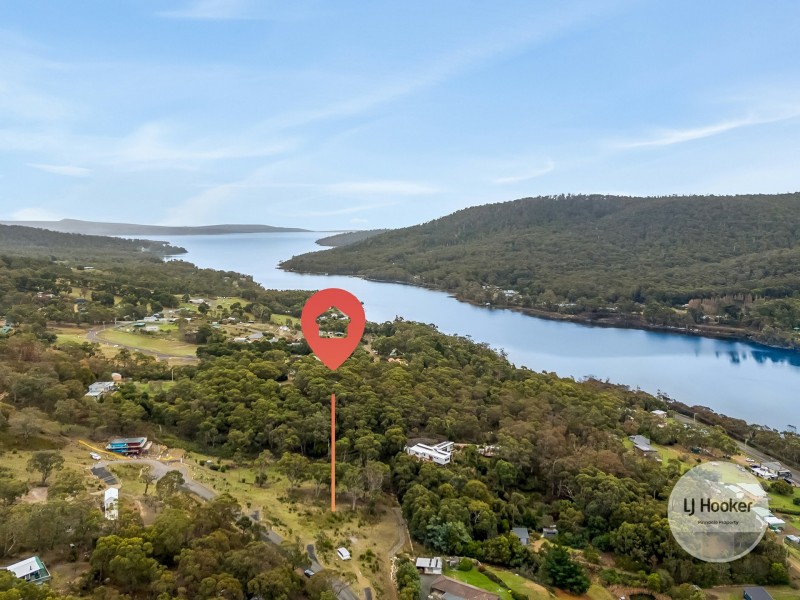 16 Albert Street, Eaglehawk Neck TAS 7179