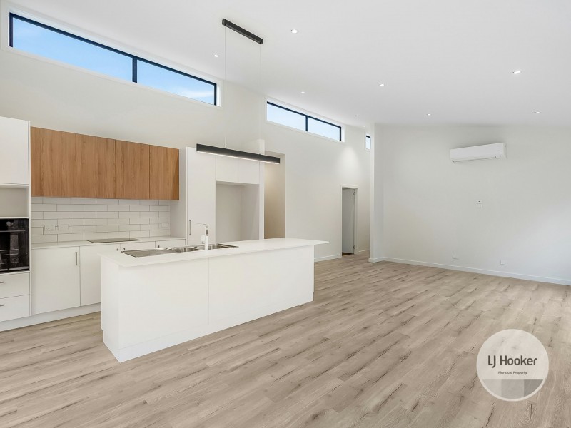 8a Roebuck Street, Warrane TAS 7018