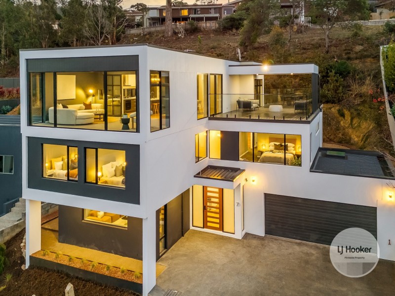 7 Tennyson Court, West Hobart TAS 7000