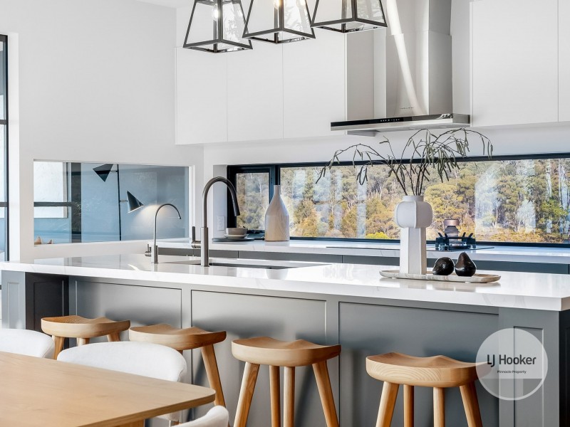 7 Tennyson Court, West Hobart TAS 7000