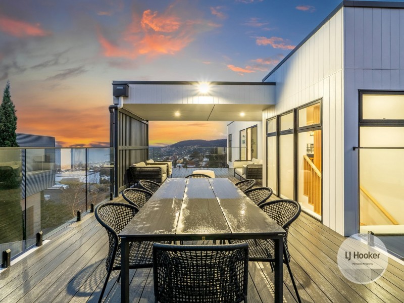 7 Tennyson Court, West Hobart TAS 7000