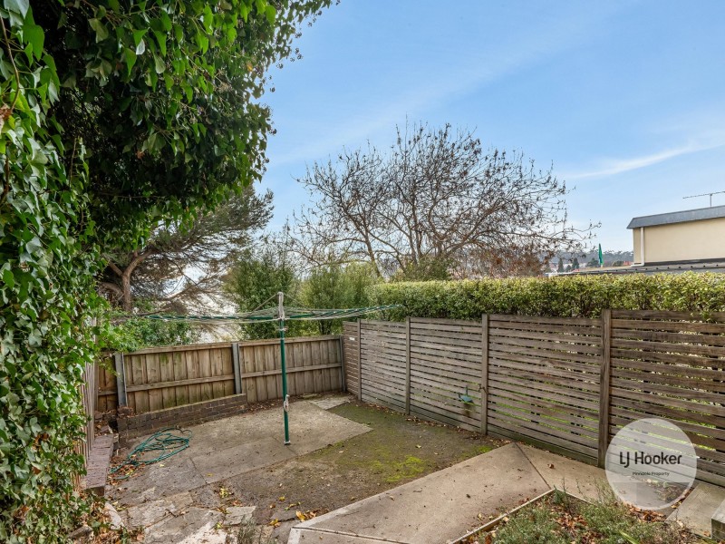 5/9 Augusta Road, New Town TAS 7008