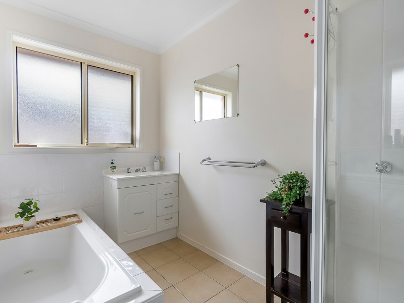 8 Citrus Drive, Margate TAS 7054