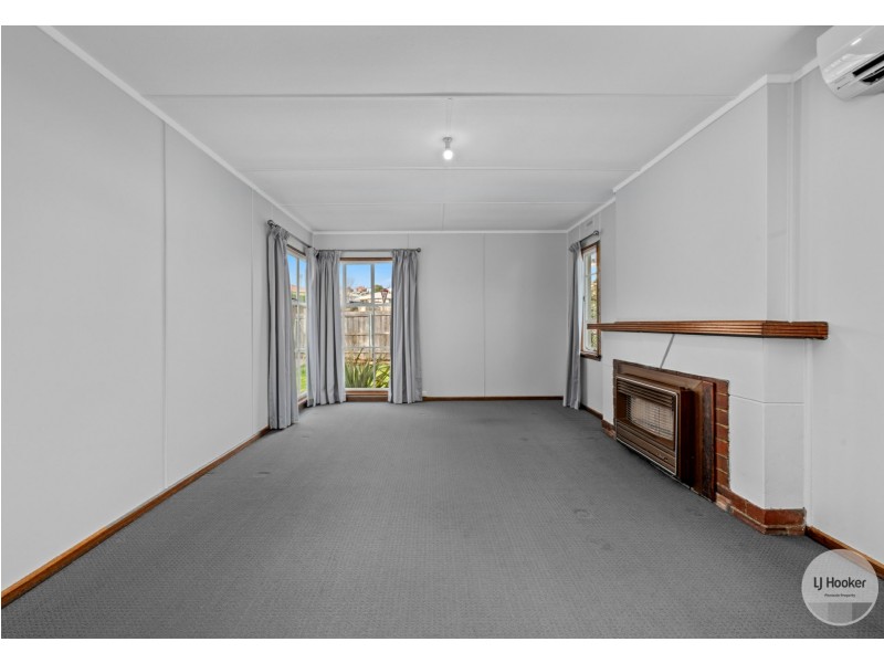80 Bass Street, Warrane TAS 7018