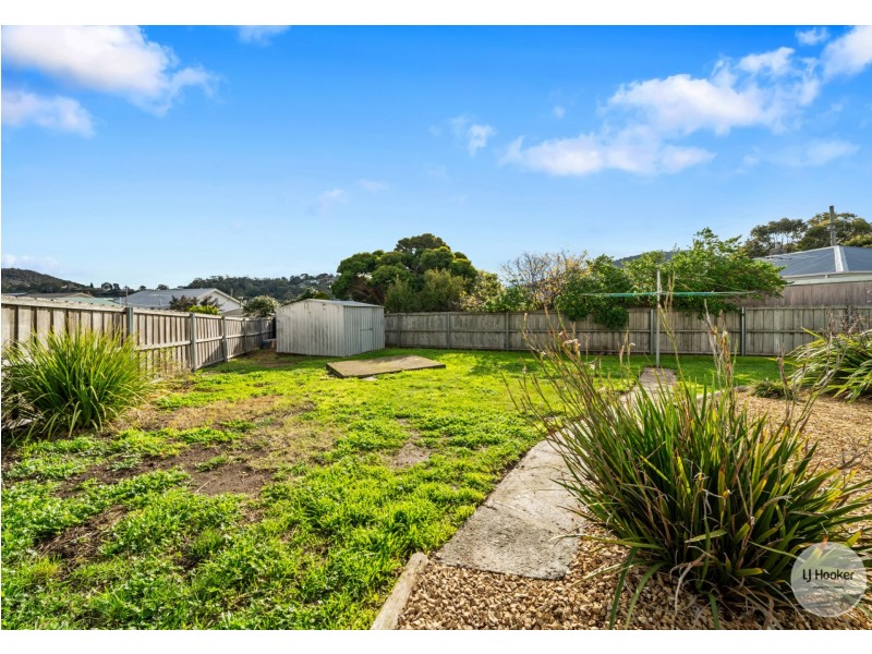 80 Bass Street, Warrane TAS 7018