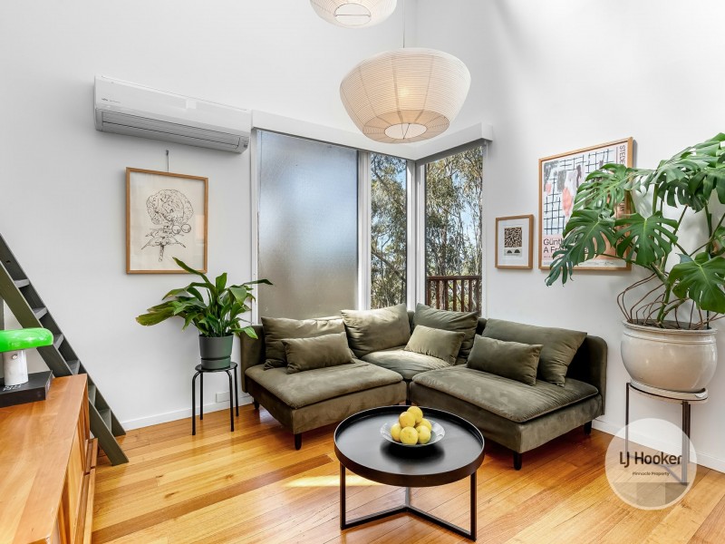 31 Liverpool Crescent, West Hobart TAS 7000