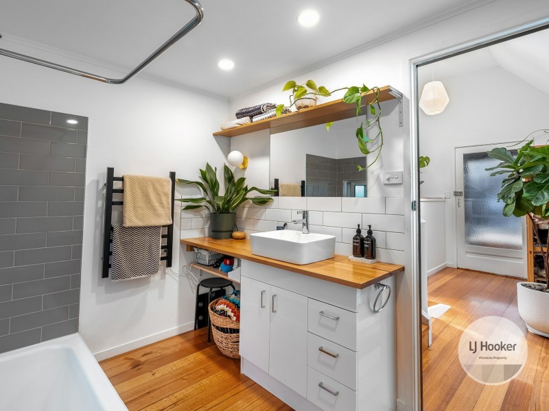 31 Liverpool Crescent, West Hobart TAS 7000