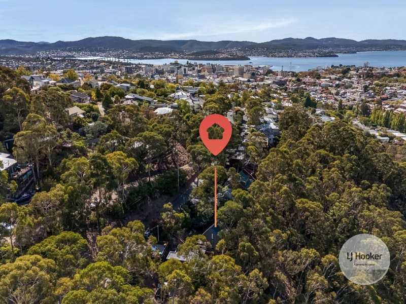 31 Liverpool Crescent, West Hobart TAS 7000