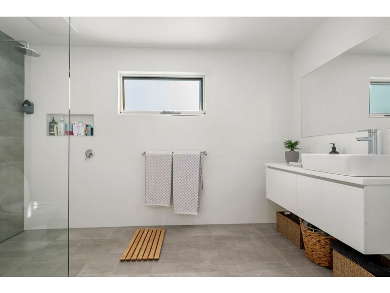 1/33 Staff Road, Electrona TAS 7054