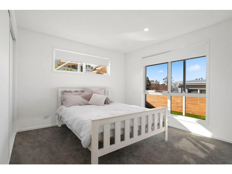 1/33 Staff Road, Electrona TAS 7054