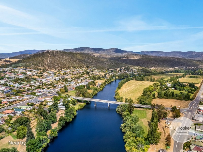 19 Gateway Drive, New Norfolk TAS 7140