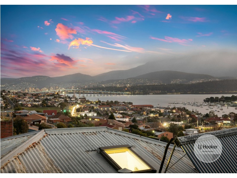 33 Begonia Street, Lindisfarne TAS 7015