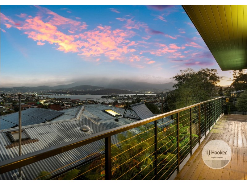 33 Begonia Street, Lindisfarne TAS 7015