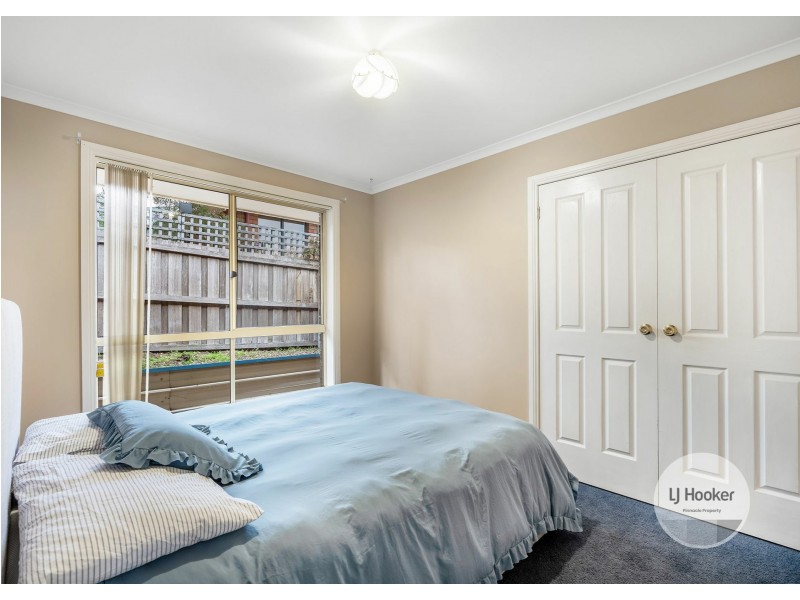 18 Brendan Crescent, Austins Ferry TAS 7011