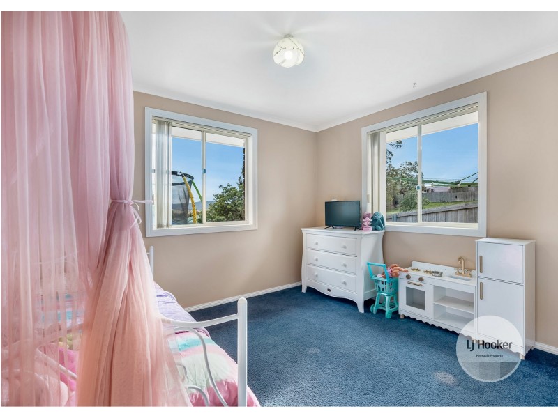 18 Brendan Crescent, Austins Ferry TAS 7011