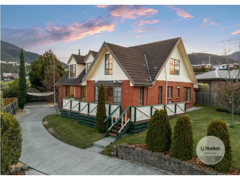 35 Chardonnay Drive, Berriedale TAS 7011