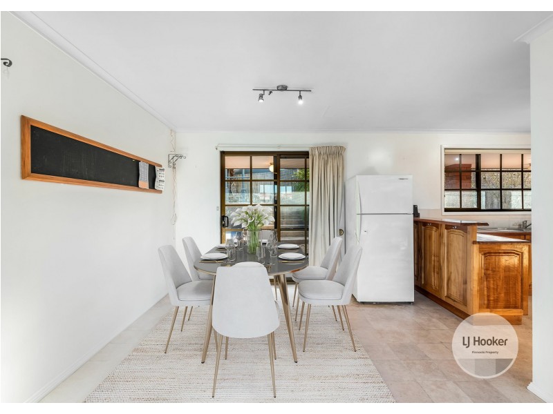 35 Chardonnay Drive, Berriedale TAS 7011