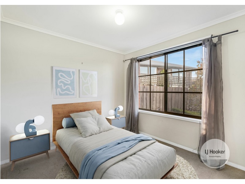 35 Chardonnay Drive, Berriedale TAS 7011