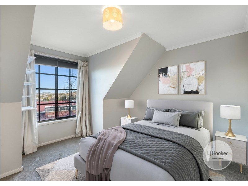35 Chardonnay Drive, Berriedale TAS 7011
