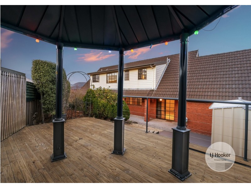 35 Chardonnay Drive, Berriedale TAS 7011
