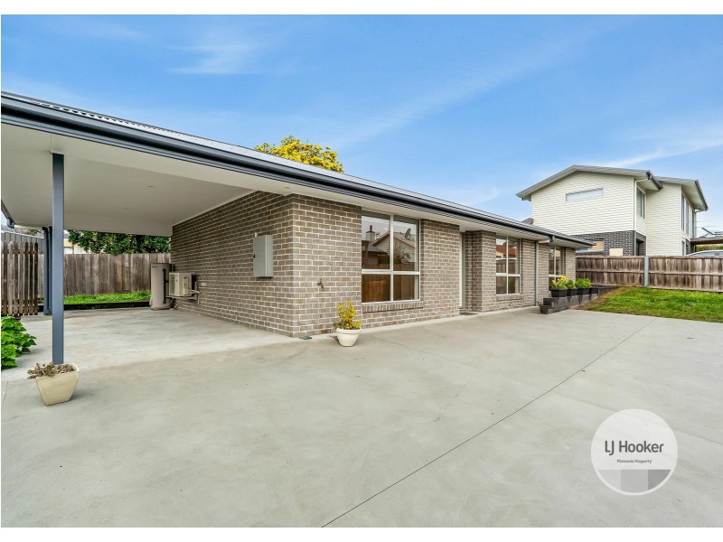 9B Bass Street, Warrane TAS 7018