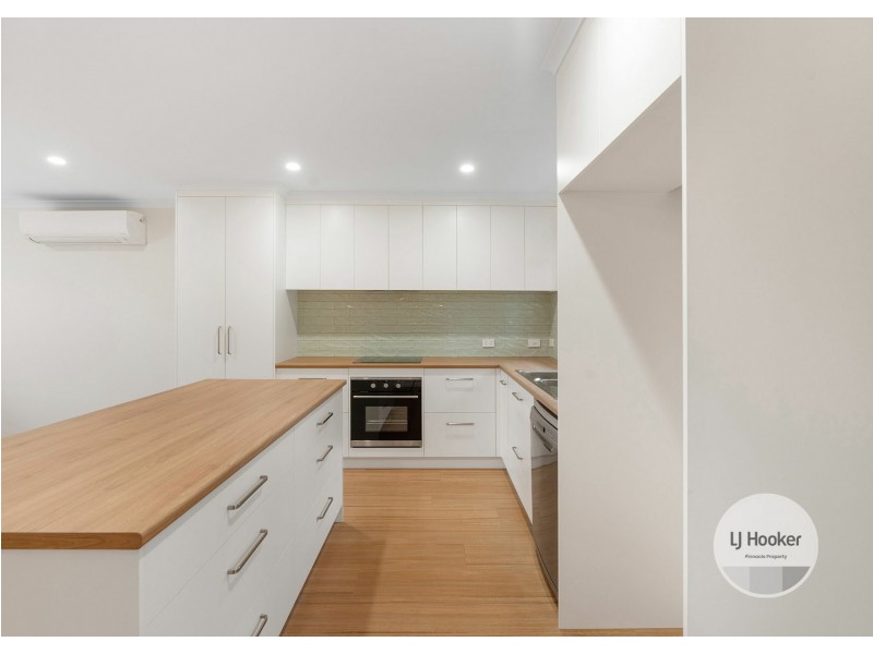 9B Bass Street, Warrane TAS 7018