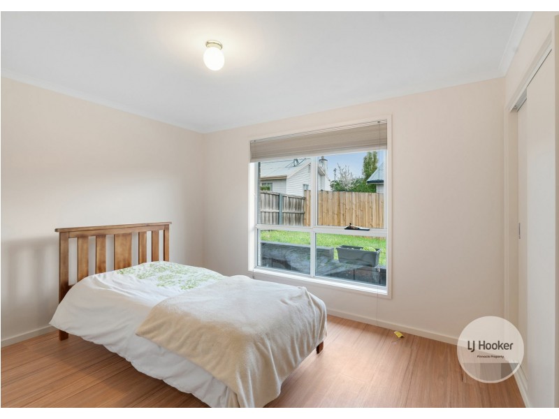 9B Bass Street, Warrane TAS 7018