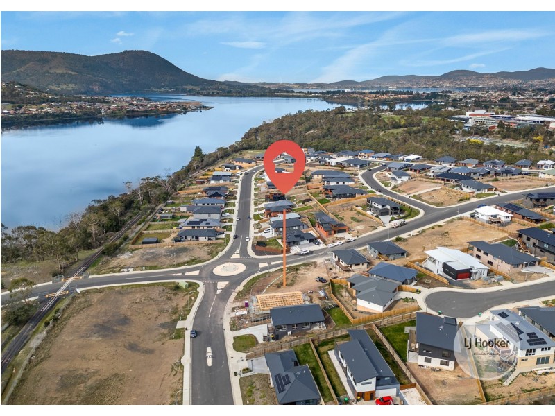 42 Whitestone Drive, Austins Ferry TAS 7011