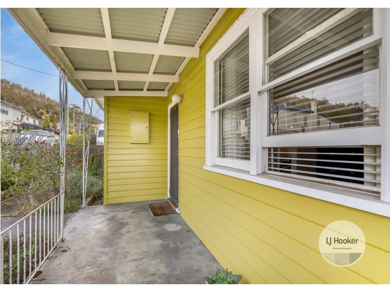 13 Sharland Avenue, New Norfolk TAS 7140