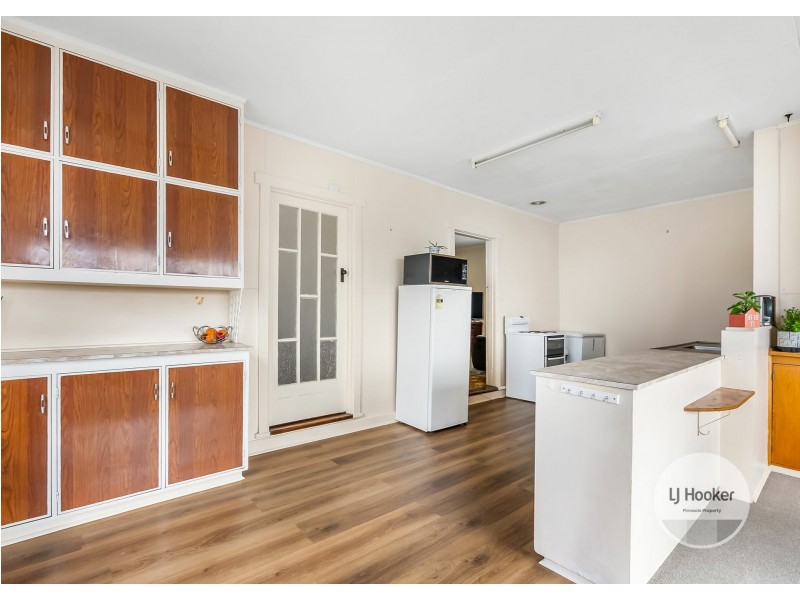 13 Sharland Avenue, New Norfolk TAS 7140