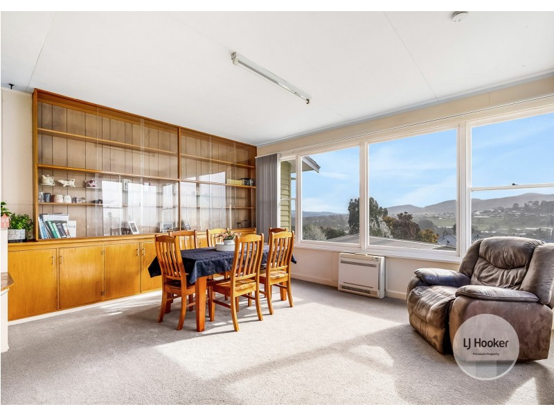 13 Sharland Avenue, New Norfolk TAS 7140