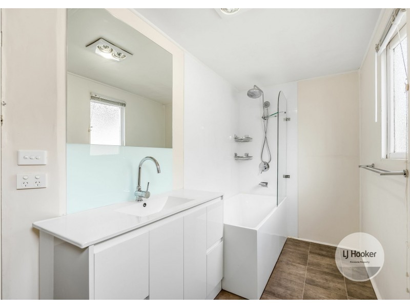 13 Sharland Avenue, New Norfolk TAS 7140