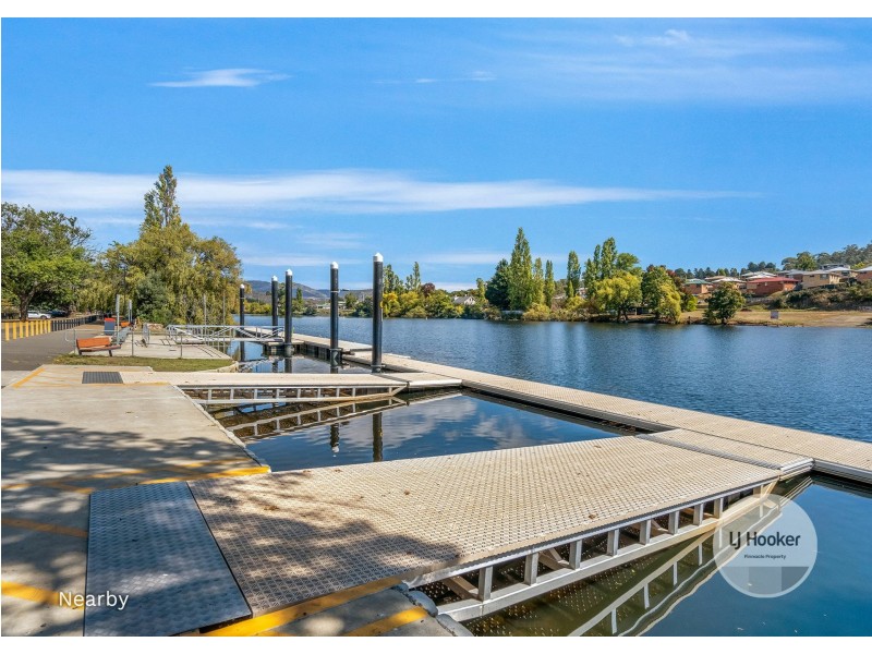 13 Sharland Avenue, New Norfolk TAS 7140