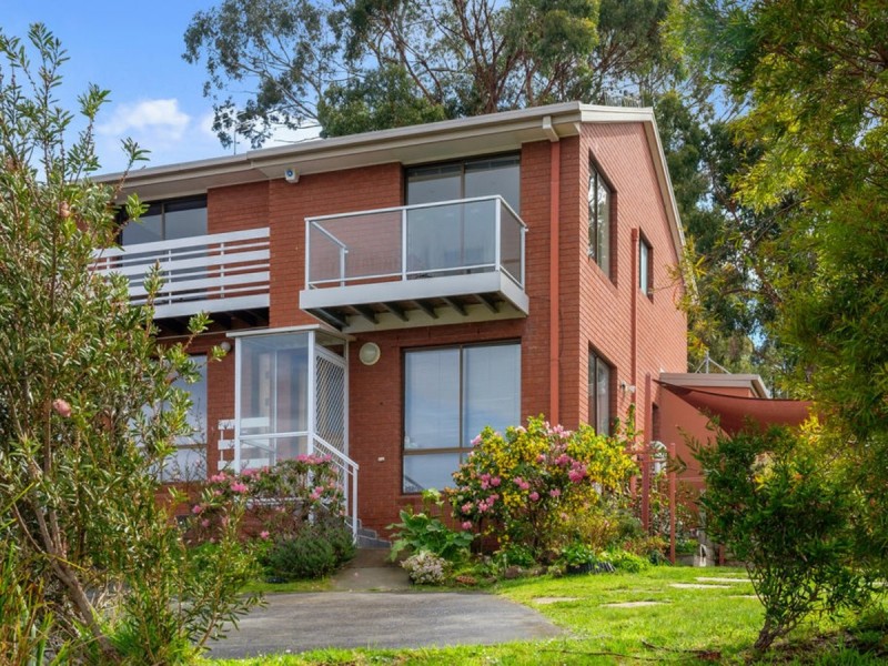 4/14 Opal Drive, Blackmans Bay TAS 7052