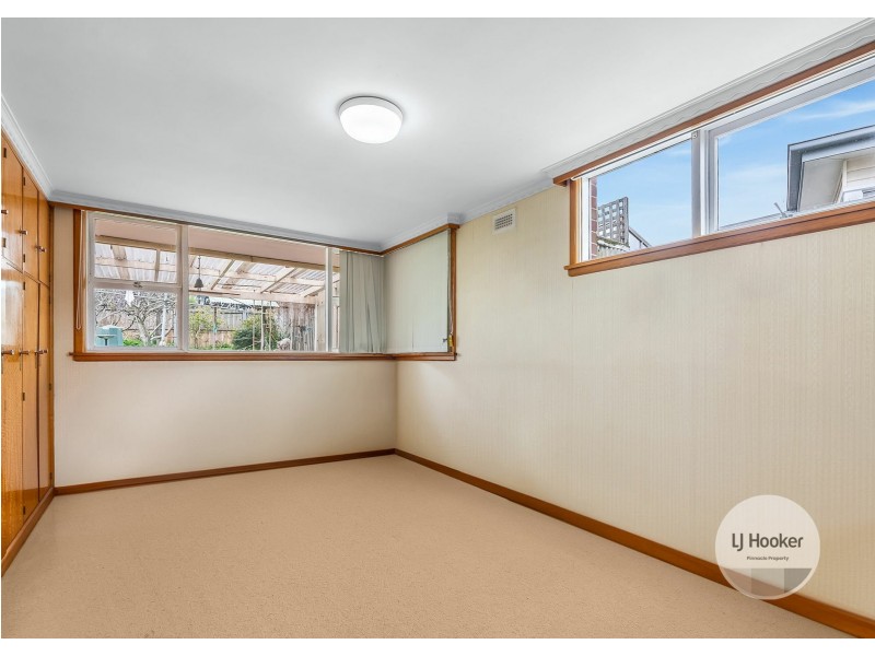 11 Esplanade, Lindisfarne TAS 7015