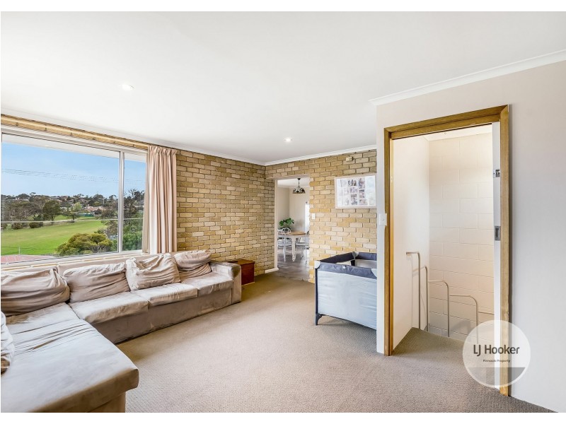 32 Hudson Crescent, Glenorchy TAS 7010