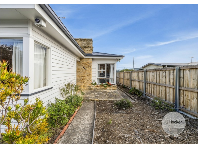 1/151 Clarence Street, Howrah TAS 7018