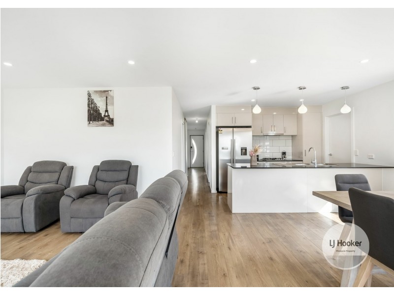 15 Ernest Road, Rokeby TAS 7019