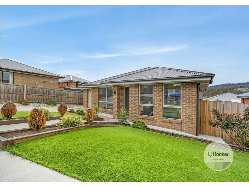 15 Ernest Road, Rokeby TAS 7019
