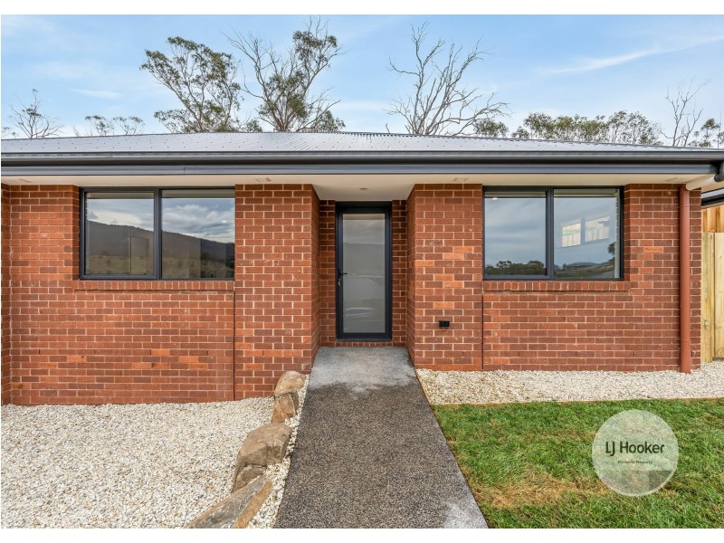 11 Fryett Drive, Claremont TAS 7011