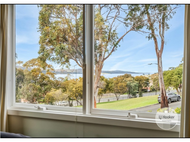 3 Tollard Place, Rokeby TAS 7019