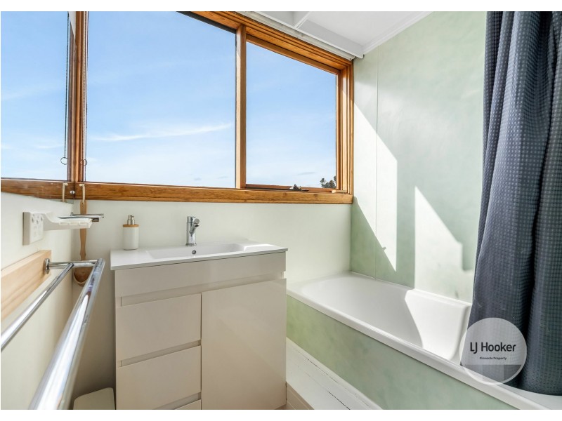 3 Tollard Place, Rokeby TAS 7019