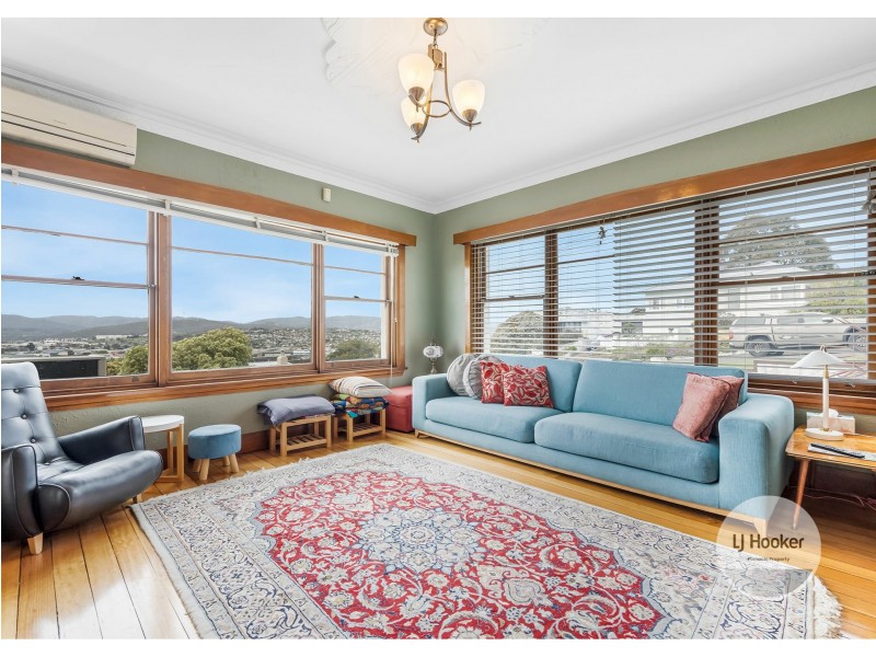 10 Wylie Crescent, West Moonah TAS 7009